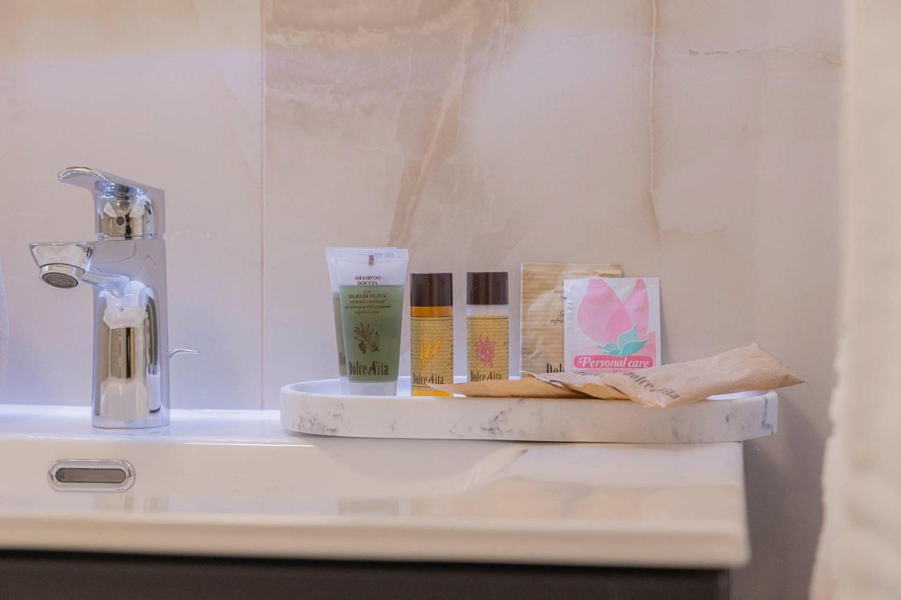 Pensión Crys: Rooms, Holiday, Business Verona